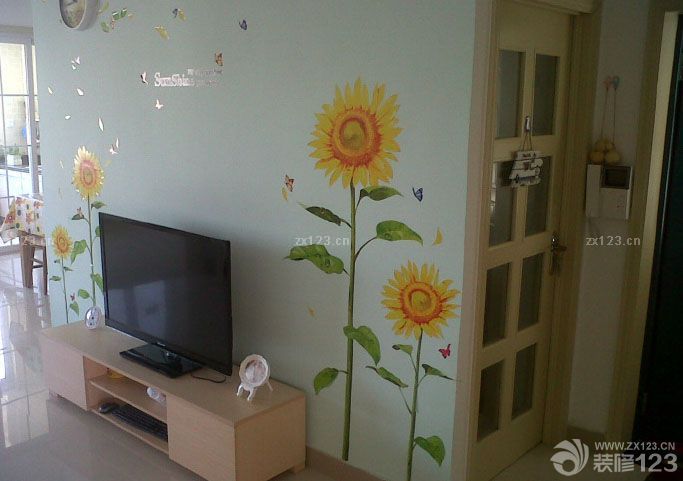  要說(shuō)裝修真的是經(jīng)歷過(guò)的人才知道其中的痛和快樂(lè)，每一天剩余的時(shí)間都基本上花在了監(jiān)督方面，選擇材料反面，還要工作，所以那段時(shí)間真的很累很累，不過(guò)當(dāng)整個(gè)裝修完了之后看到最后的效果的時(shí)候還是很不錯(cuò)的。