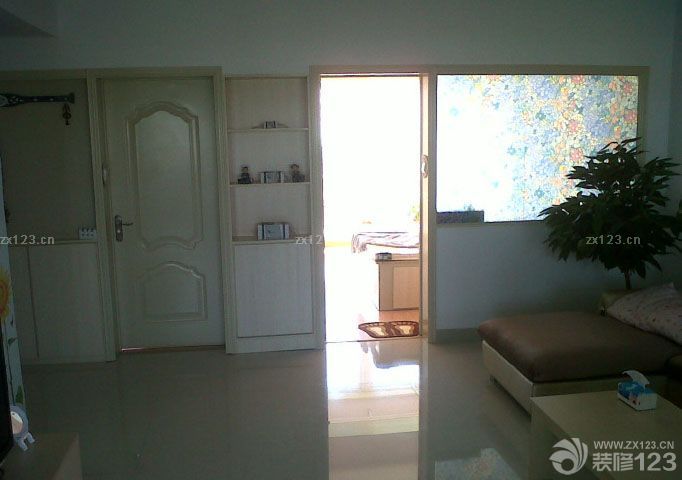  要說(shuō)裝修真的是經(jīng)歷過(guò)的人才知道其中的痛和快樂(lè)，每一天剩余的時(shí)間都基本上花在了監(jiān)督方面，選擇材料反面，還要工作，所以那段時(shí)間真的很累很累，不過(guò)當(dāng)整個(gè)裝修完了之后看到最后的效果的時(shí)候還是很不錯(cuò)的。