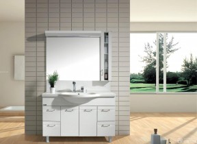 现代家居整体浴室柜设计图片