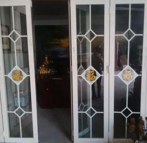 室内阳台玻璃折叠防盗门效果图-每日推荐