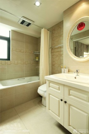 现代小户型装修设计 卫生间浴室