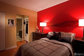 红色墙面 床头背景墙