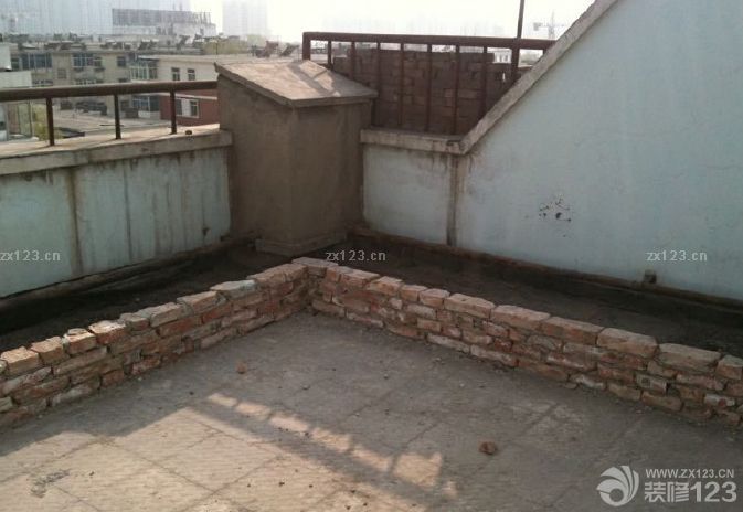 新家對我們來說就是一個新的開始。從最開始的毛坯房到現(xiàn)在的溫馨小家，這一路的辛酸體驗只有真正經(jīng)歷過的人才知道，不過為了最后的小家舒適，這樣也是值得的。