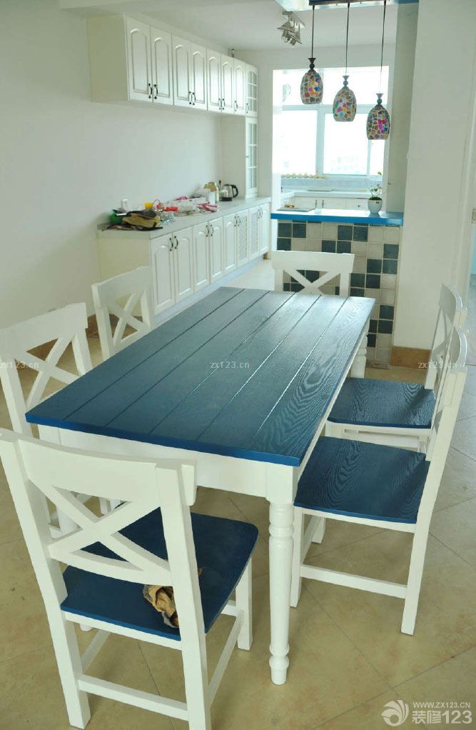 經(jīng)過幾個月的裝修時間，我們終于裝修完了，終于等到新家了，經(jīng)過了幾個月的辛苦，看到整個裝修出來的效果是滿意的，我們也就是很安心了，雖然花的時間和銀子會比較多一點(diǎn)，但是為了整個家人住得安心舒適，也是值得的。