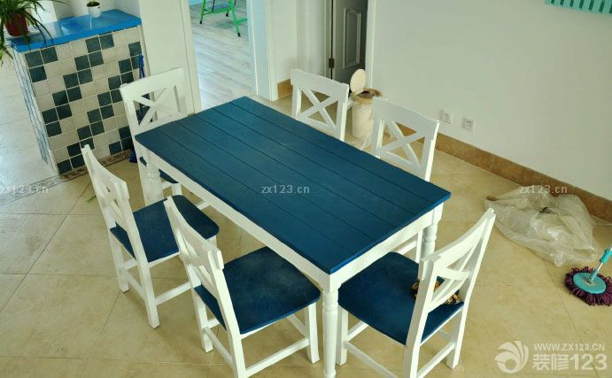 經(jīng)過幾個月的裝修時間，我們終于裝修完了，終于等到新家了，經(jīng)過了幾個月的辛苦，看到整個裝修出來的效果是滿意的，我們也就是很安心了，雖然花的時間和銀子會比較多一點(diǎn)，但是為了整個家人住得安心舒適，也是值得的。