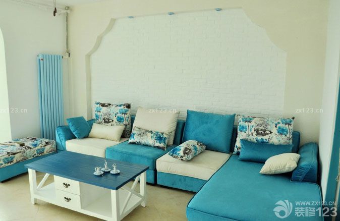 經(jīng)過幾個月的裝修時間，我們終于裝修完了，終于等到新家了，經(jīng)過了幾個月的辛苦，看到整個裝修出來的效果是滿意的，我們也就是很安心了，雖然花的時間和銀子會比較多一點(diǎn)，但是為了整個家人住得安心舒適，也是值得的。