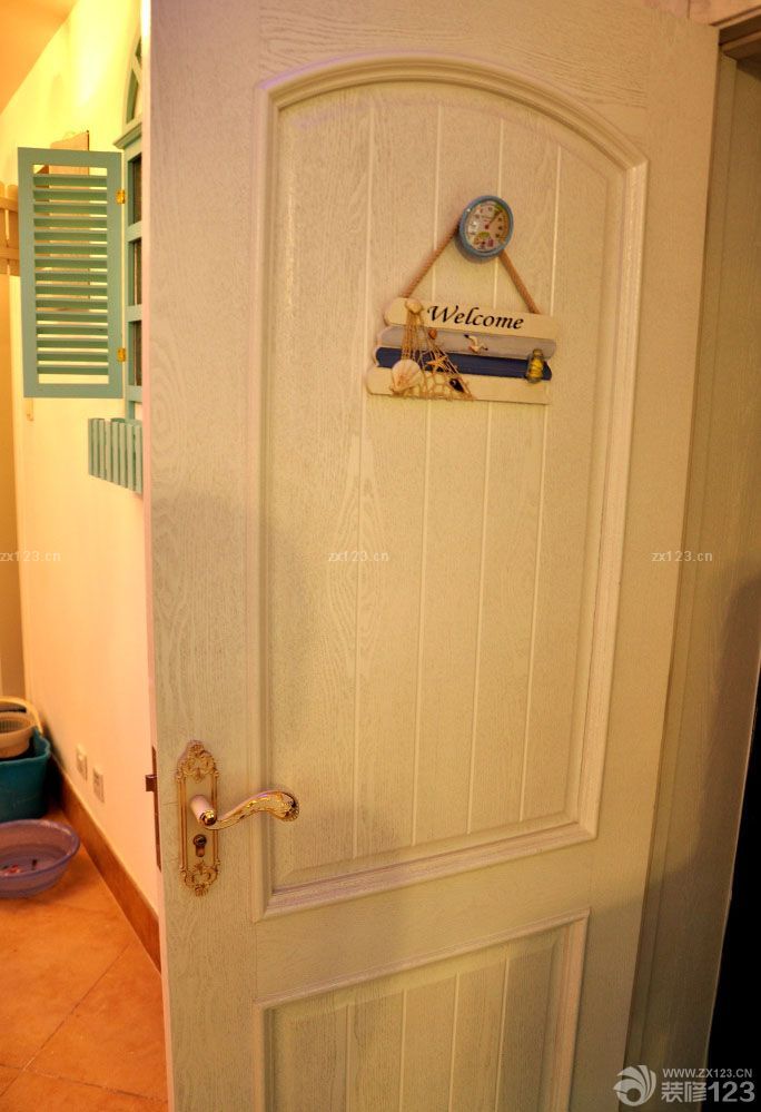 經(jīng)過幾個月的裝修時間，我們終于裝修完了，終于等到新家了，經(jīng)過了幾個月的辛苦，看到整個裝修出來的效果是滿意的，我們也就是很安心了，雖然花的時間和銀子會比較多一點(diǎn)，但是為了整個家人住得安心舒適，也是值得的。