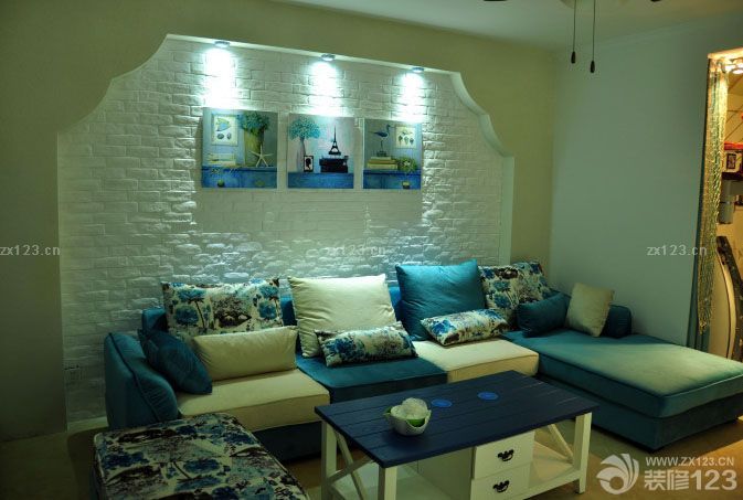 經(jīng)過幾個月的裝修時間，我們終于裝修完了，終于等到新家了，經(jīng)過了幾個月的辛苦，看到整個裝修出來的效果是滿意的，我們也就是很安心了，雖然花的時間和銀子會比較多一點(diǎn)，但是為了整個家人住得安心舒適，也是值得的。