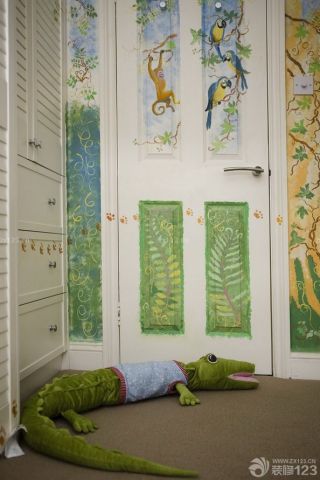 儿童卧室暗门设计图