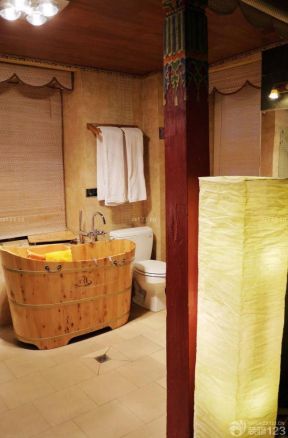 传统中式风格浴室木质浴盆装修案例
