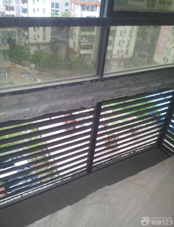 拿到鑰匙就迫不及待的聯(lián)系了裝修公司，對未來新家的構(gòu)思和設計一直都是秉著自己喜歡的地中海風格去打造的。所以在整個裝修的時候，自己不敢怠慢。