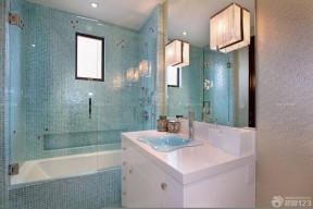 浴室蓝色马赛克效果图片