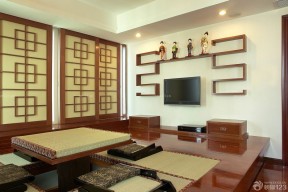 日本小户型公寓电视背景墙设计图