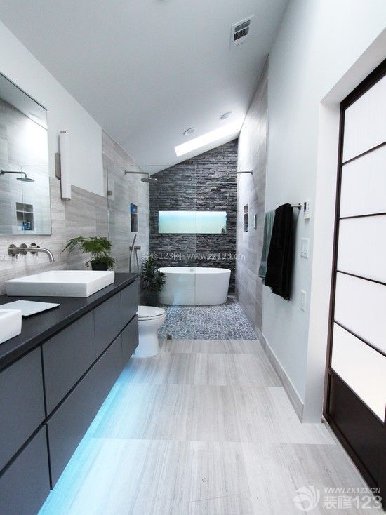 黑白风格橡木浴室柜效果图