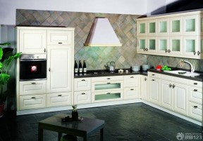 厨房简欧风格整体橱柜设计效果图参考