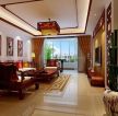 中式风格客厅镂空雕花灯装修实景图