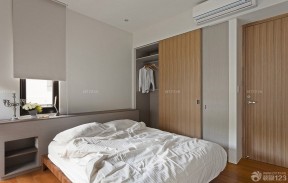 黃色門 家裝現(xiàn)代風(fēng)格