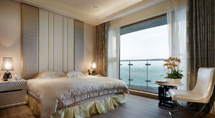 作為一個現代風格的癡迷者，一直覺得現代風格是我們最想要的居家風格，時尚，簡約而不簡單，將現代一些實用且比較美觀的元素融合在我們的新家里面，這樣的新家顯得特別的美，而且很實用。舒適，溫馨。