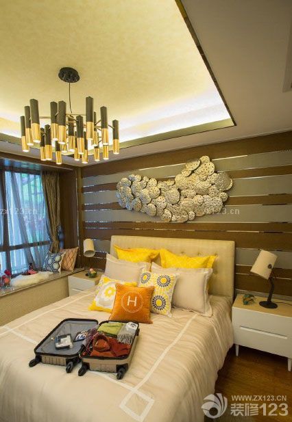 為了能讓自己和老婆住得更舒服一點(diǎn)，在裝修預(yù)算里面，狠心了一下，決定裝修預(yù)算提高一點(diǎn)，這樣就能保證預(yù)想中的新家會(huì)更好一點(diǎn)，在幾個(gè)月的努力下，終于不負(fù)所望，新家在我們共同努力下順利呈現(xiàn)出來，效果是很不錯(cuò)的，住進(jìn)去慢慢的都是幸福和溫馨的感覺。