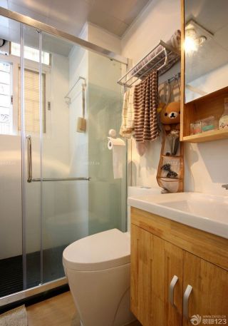 家居浴室不锈钢玻璃门设计图片