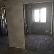 新家的鑰匙一到手就迫不及待的去看了現(xiàn)場的戶型，還是很滿意的。在不久的時候我們便開始著手準(zhǔn)備裝修的事宜。