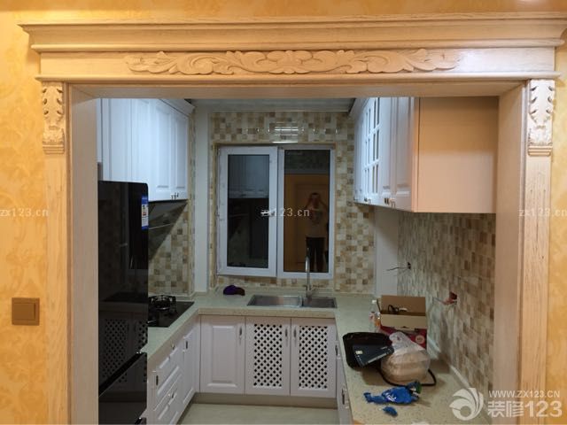 終于等到新家裝修竣工的時候了，整個裝修的過程是很辛苦的，但是結(jié)果卻是很溫馨的，因為之前在裝修開始的 時候選擇對了裝修師傅，所以我們的施工過程還是很順利，沒有出現(xiàn)返工的事情出現(xiàn)，很多時候我們都是將精力放在了采購材料和準(zhǔn)備下一個工序上面，新家裝修完成了，整體花費下來是14萬左右，還是很滿意的。