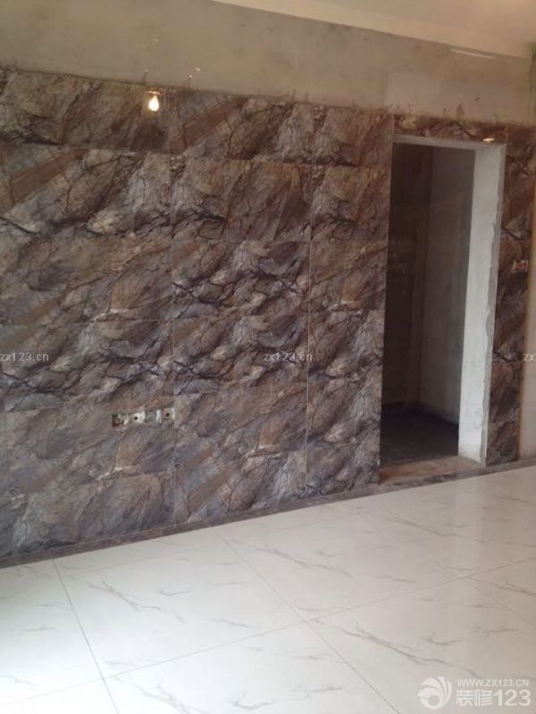 終于等到新家硬裝竣工這一天了，雖然過程是辛苦的，但是結(jié)果是很美好的，新家的樣子是我們理想中那樣的溫馨，所以這之前的付出都是值得的，溫馨的新家讓我們已經(jīng)忘記了裝修的辛苦。