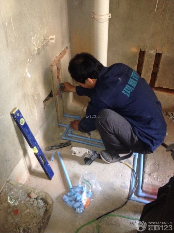 開始裝修我的新家了，對于裝修菜鳥的我來說很多事情都是迷茫的，但是因為之前在很多裝修論壇里面學(xué)到了一些知識，所以這樣也能給我解決一些問題。先來看看水電方面吧。