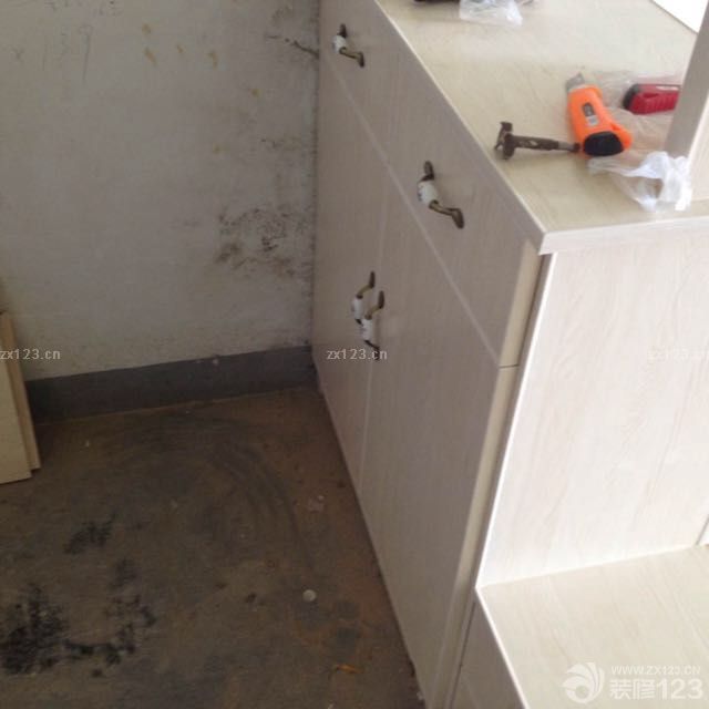 進入到木工階段，就是意味著裝修已經(jīng)過了三分之二了，越來越期待新家的樣子了，看到新家初具雛形的樣子，心里很是喜悅啊。