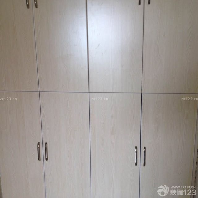 進入到木工階段，就是意味著裝修已經(jīng)過了三分之二了，越來越期待新家的樣子了，看到新家初具雛形的樣子，心里很是喜悅啊。