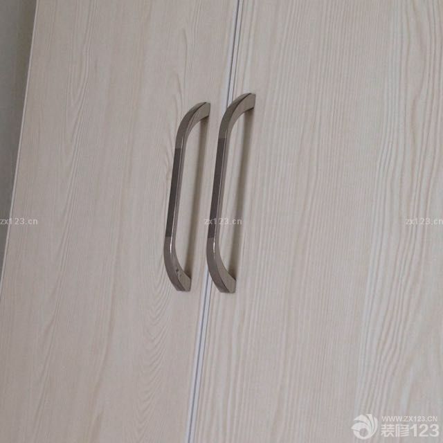 進入到木工階段，就是意味著裝修已經(jīng)過了三分之二了，越來越期待新家的樣子了，看到新家初具雛形的樣子，心里很是喜悅啊。