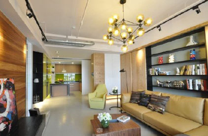 簡約風(fēng)格的特點(diǎn)加上現(xiàn)代風(fēng)格的時(shí)尚，這就是新家我們在最初的設(shè)計(jì)理念，二者完美融合在一起之后的效果是肯定的。這次裝修的時(shí)候我們?nèi)潭荚诂F(xiàn)場監(jiān)督著，特別是油漆方面，健康方面的考慮，我們在很多時(shí)候都會選擇好的油漆，還有就是參與油漆的粉刷，讓新家顯得更加的有意義。