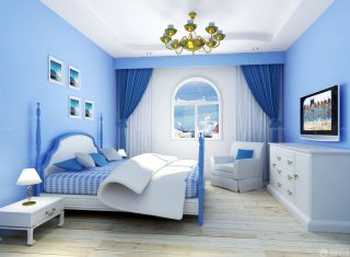简单一室一厅卧室四柱床装修设计图片