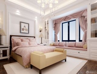 欧式风格简单一室一厅卧室飘窗沙发装修设计图片