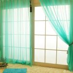 现代简约风格客厅卧室落地窗水绿色窗帘装修效果图