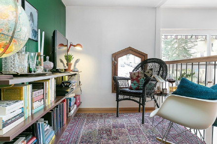 最開始買房的時候并沒有想買復(fù)式，只是覺得自己沒有接觸過這一類的戶型，不知道怎么裝修，后來看到很多復(fù)式樓的空間比較大，所以才決定買復(fù)式樓，裝修的時候也是一波三折，最先約定的裝修師傅臨時有事來不到，我們也只能選擇找裝修公司來合作，這樣能減輕我們裝修的負(fù)擔(dān)，畢竟我們平時還要上班。好在裝修公司沒有讓我們失望，如期將新房裝修完成了。