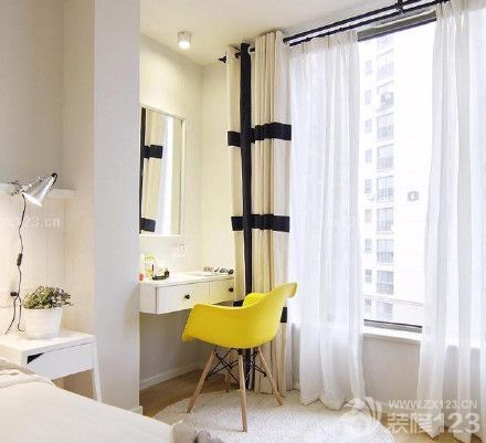 一直在為裝修什么樣的風(fēng)格而煩惱，朋友一語道破我們的迷惑，混搭風(fēng)格就是最好的選擇，可以容忍很多我們喜歡的風(fēng)格在里面，而且這樣也不會顯得特別的單調(diào)，于是新家的裝修開始了，混搭風(fēng)就是我們的裝修主體，經(jīng)過一段時間的裝修我們明白了，原來裝修是很辛苦的，但是又是幸福的。特別是新家竣工的時候，看到溫馨的家自己的心都是暖暖的。