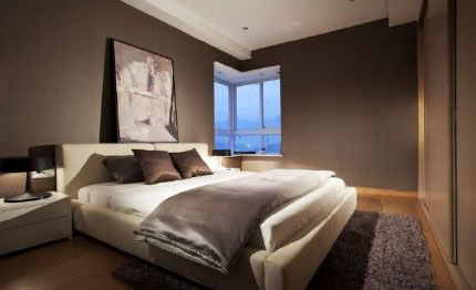 作為一個設(shè)計師，最自豪的不是設(shè)計了多少好看的房子，而是能夠設(shè)計自己的家，這次的房子是我努力幾年存錢買下來的，買房的路程是辛苦的，但是裝修卻是幸福的，從設(shè)計開始到最后的竣工，我都全部參與在里面，特地為此還停工了半年，最后裝修出來的效果是很滿意的，也值得我付出這么多。