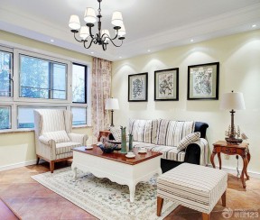 国外经典美式风格小户型客厅设计图片
