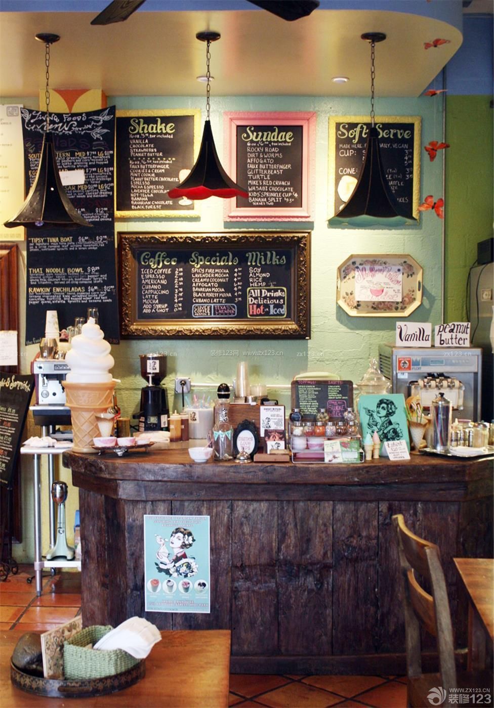 复古美式风格小型奶茶店黑板设计样板