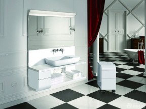 卫生间黑白瓷砖 时尚混搭风格