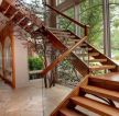 别墅木制楼梯装修设计效果图
