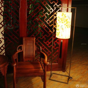 現(xiàn)代風(fēng)格落地?zé)?家裝現(xiàn)代風(fēng)格