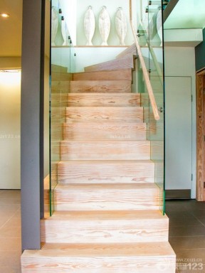 木制楼梯设计效果图