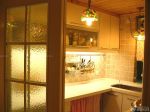 厨房浅黄色门框装修设计图欣赏