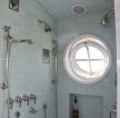 小户型卫生间淋浴房瓷砖配色喷头效果图