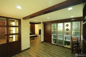 70米房屋 現(xiàn)代博古架