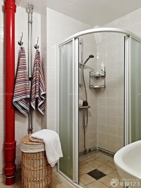 70平室内装修效果图 卫生间淋浴房