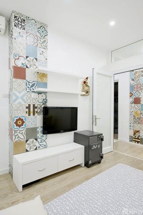 60平米两室一厅效果图 瓷砖壁画