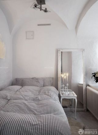 古典欧式风格60平米两室一厅效果图